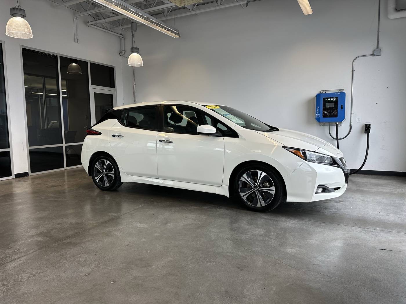 2020 Nissan LEAF SV — Hatchback — 45,299 mi — Longview, WA