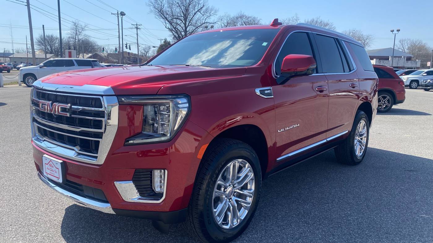2023 GMC Yukon SLT