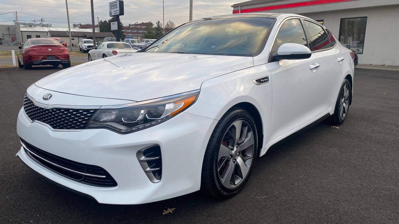 2017 Kia Optima SX Turbo — Sedan — 84,220 mi — Paducah, KY