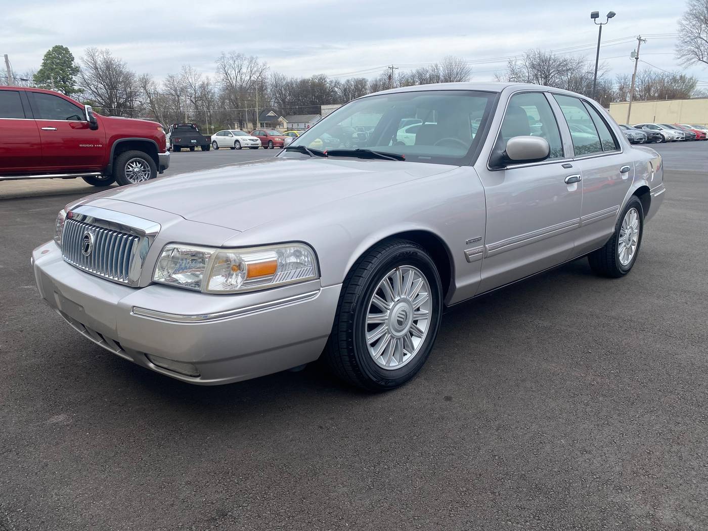 2010 Mercury Grand Marquis LS — Sedan — 49,552 mi — Paducah, KY