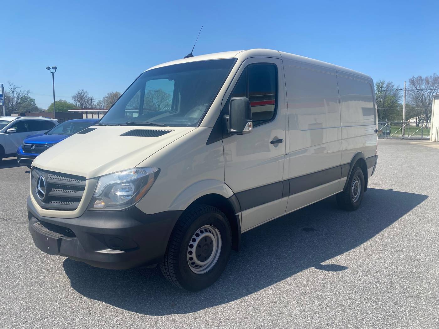 2017 Mercedes-Benz Sprinter Cargo Van 2500 Worker — Cargo Van — 137,366 mi — Paducah, KY