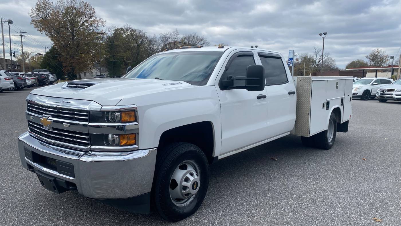2018 Chevrolet Silverado 3500HD Chassis Cab WT — Chassis Cab Truck — 185,451 mi — Paducah, KY