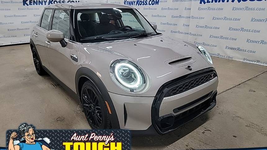 2024 MINI Hardtop Cooper S — Hatchback — 21,664 mi — North Huntingdon, PA