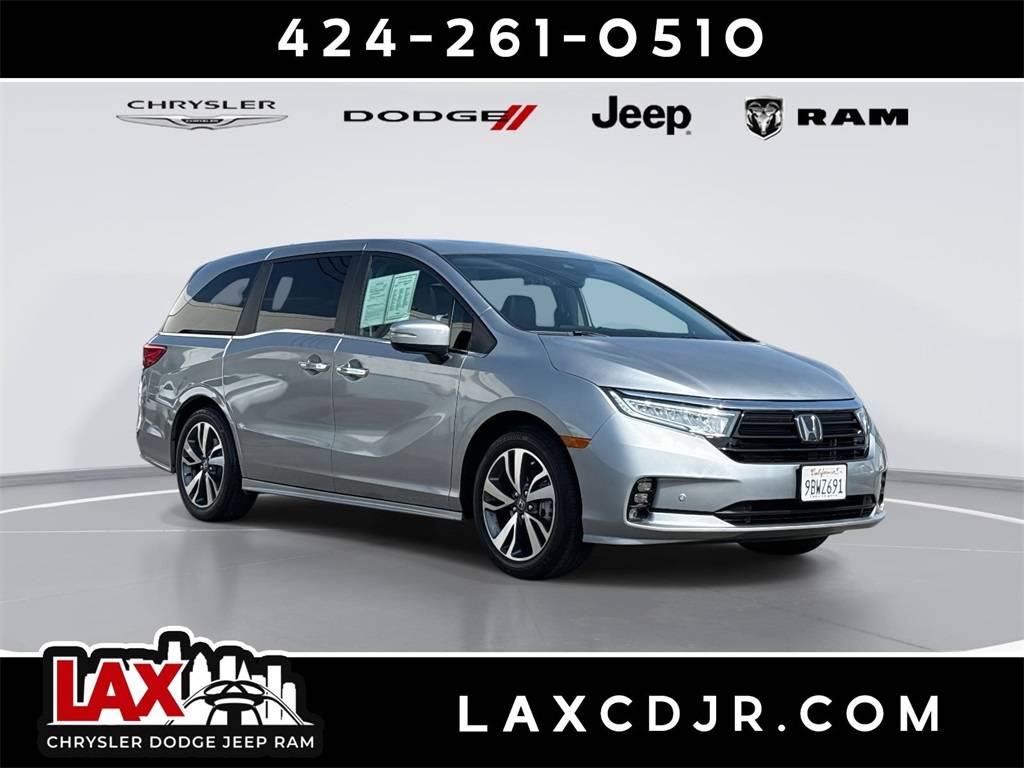 2022 Honda Odyssey Touring — Minivan — 12,700 mi — Inglewood, CA