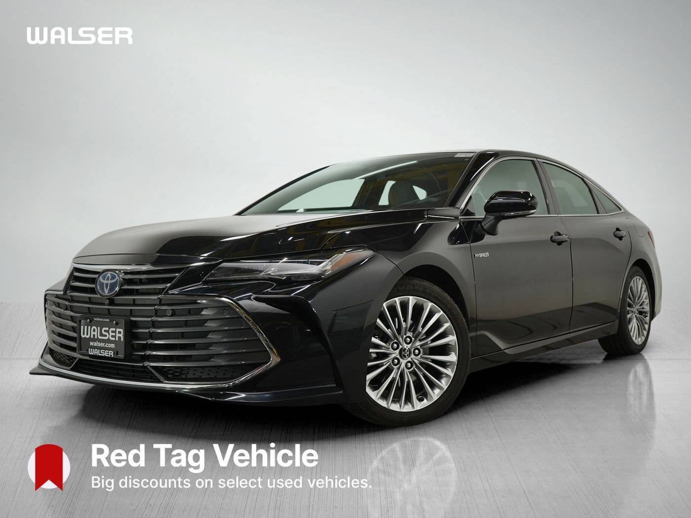 2019 Toyota Avalon Hybrid Limited — Sedan — 34,928 mi — Burnsville, MN
