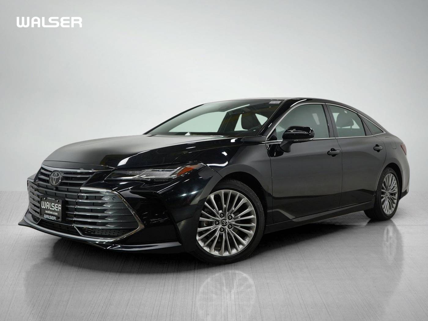 2021 Toyota Avalon Limited — Sedan — 13,657 mi — Burnsville, MN