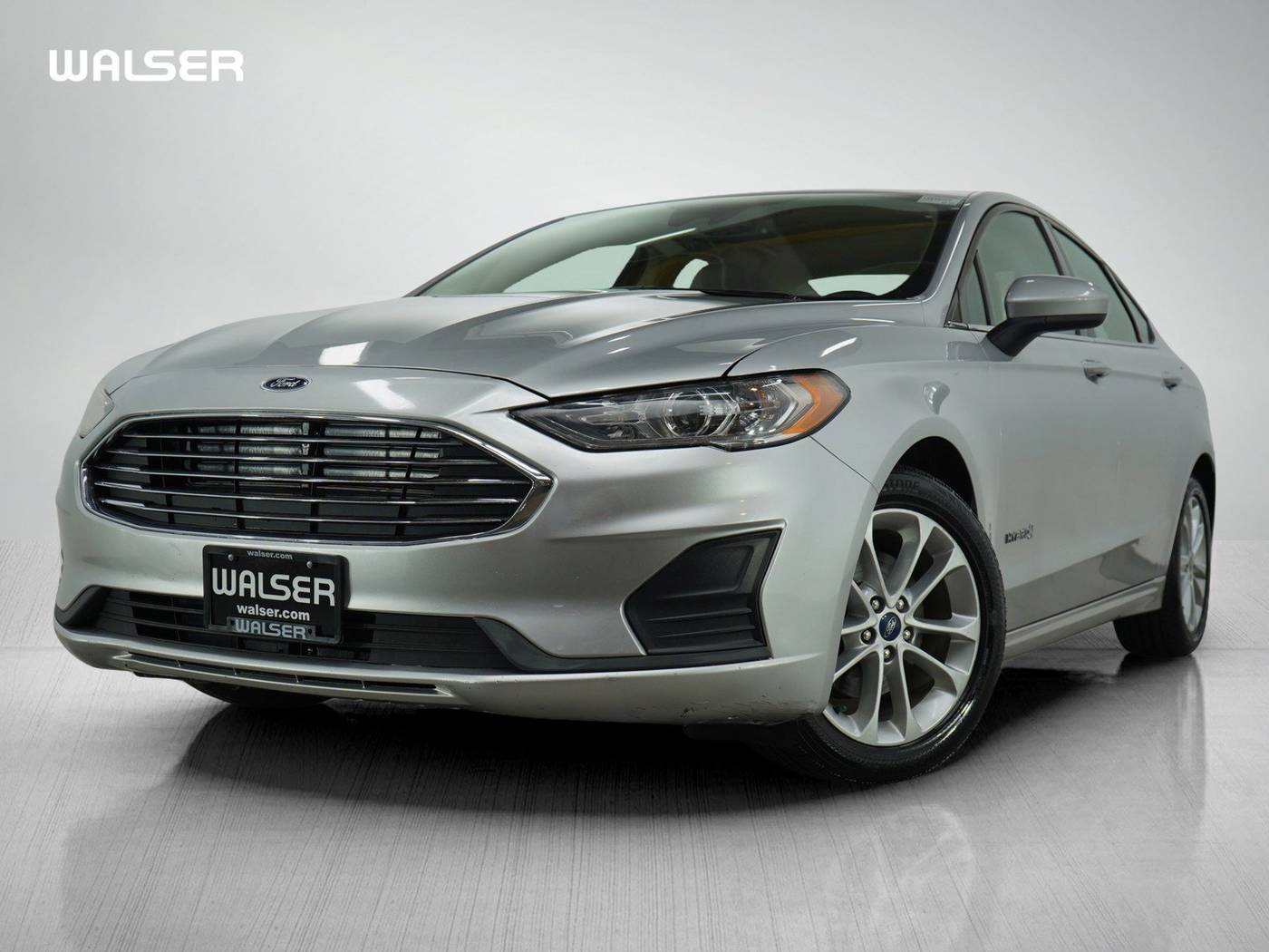 2019 Ford Fusion Hybrid SE — Sedan — 71,501 mi — Burnsville, MN