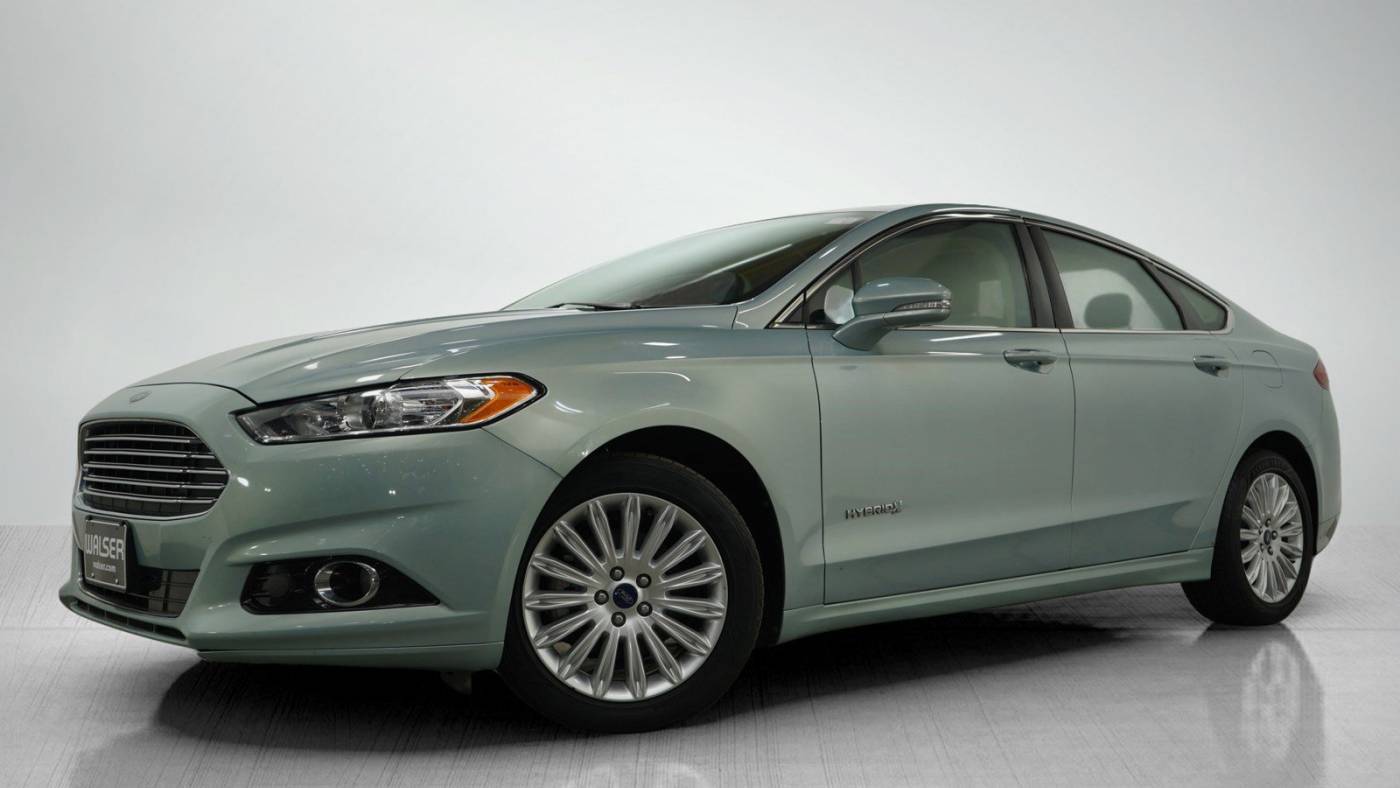 2013 Ford Fusion Hybrid SE — Sedan — 70,991 mi — Burnsville, MN