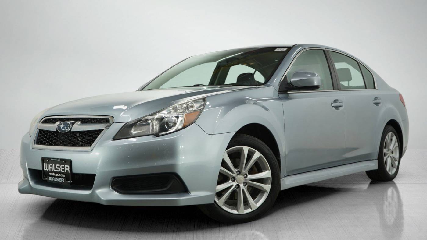 2014 Subaru Legacy 2.5i Premium — Sedan — 152,473 mi — Burnsville, MN