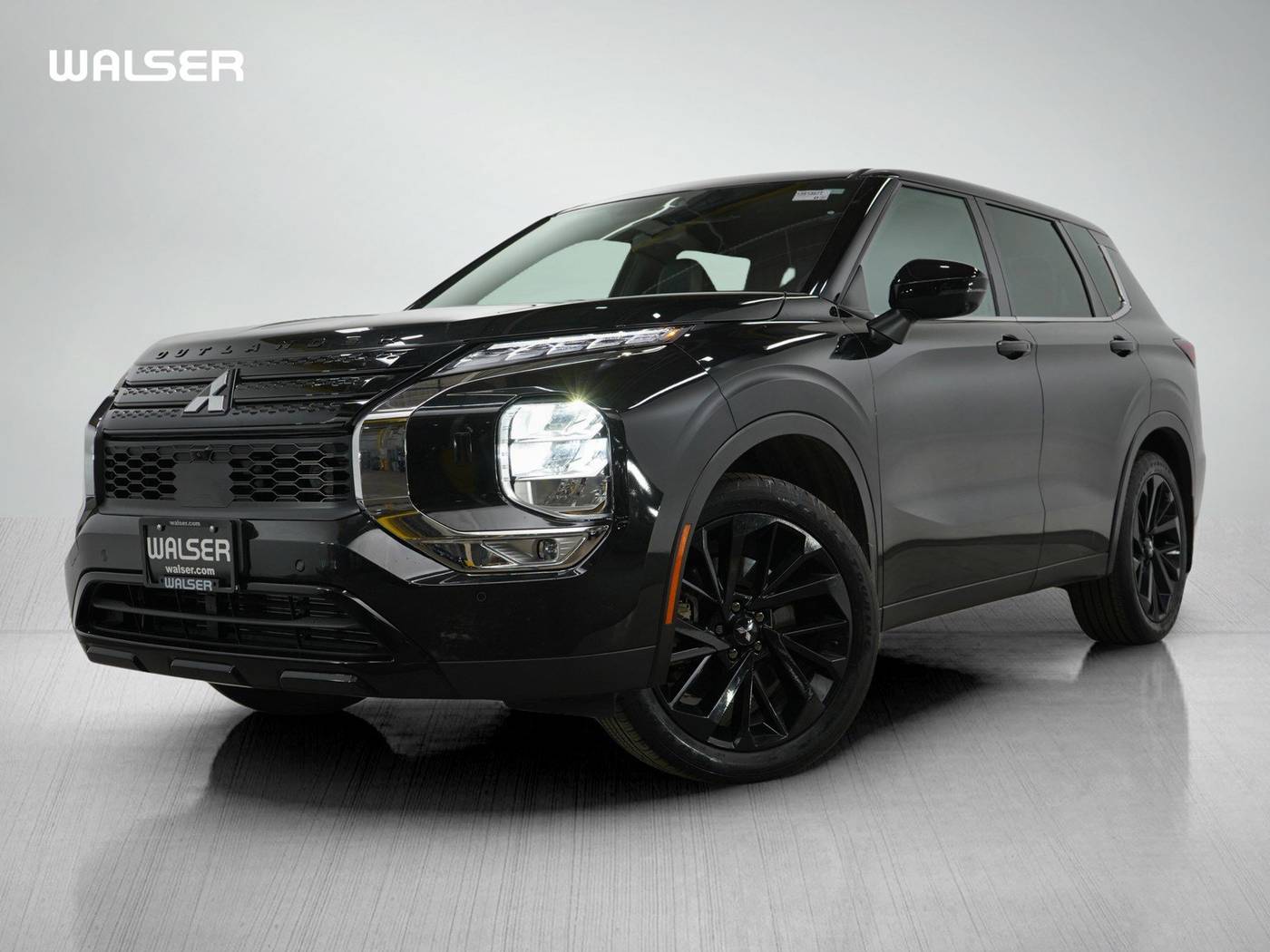 2023 Mitsubishi Outlander SE Black Edition — SUV — 49,300 mi — Burnsville, MN