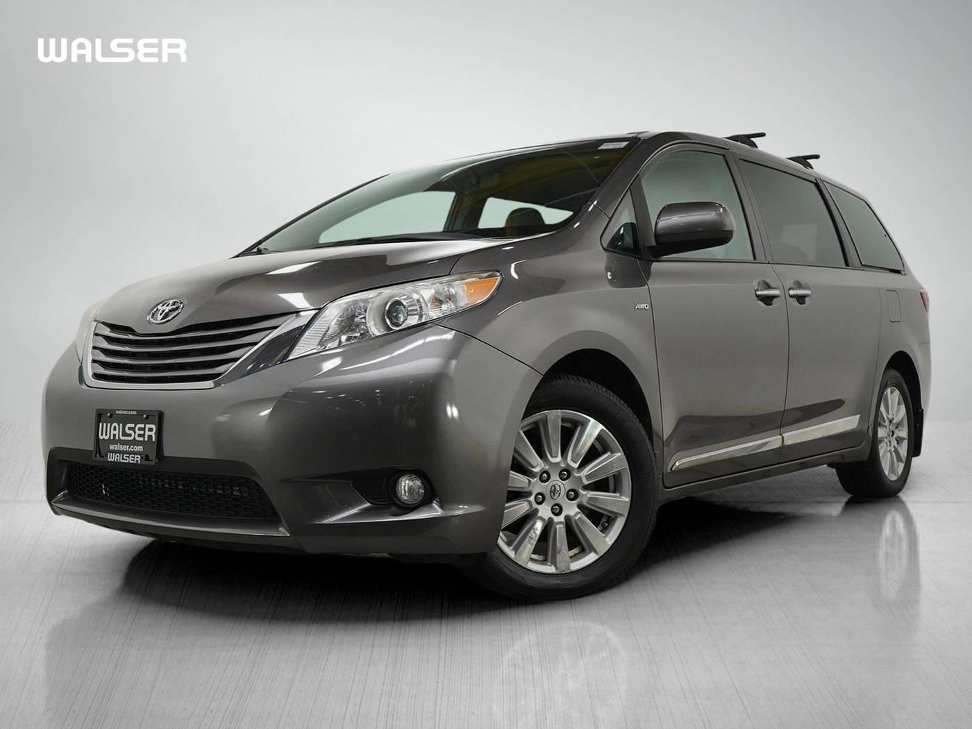 2017 Toyota Sienna XLE — Minivan — 140,146 mi — Burnsville, MN