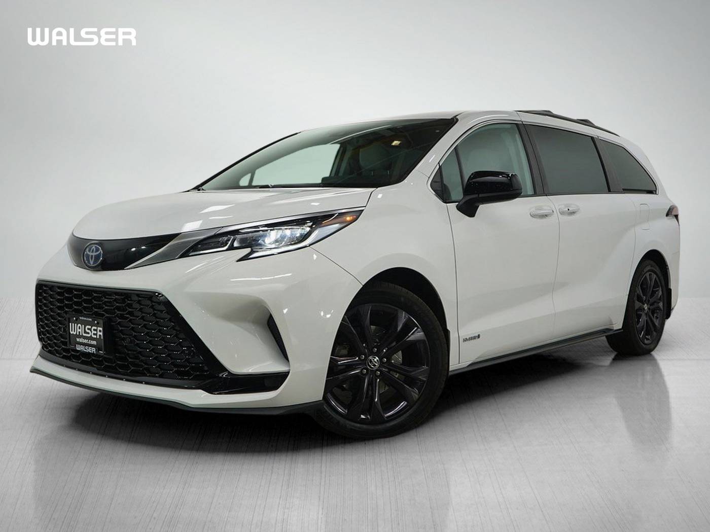 2021 Toyota Sienna XSE — Minivan — 47,543 mi — Burnsville, MN