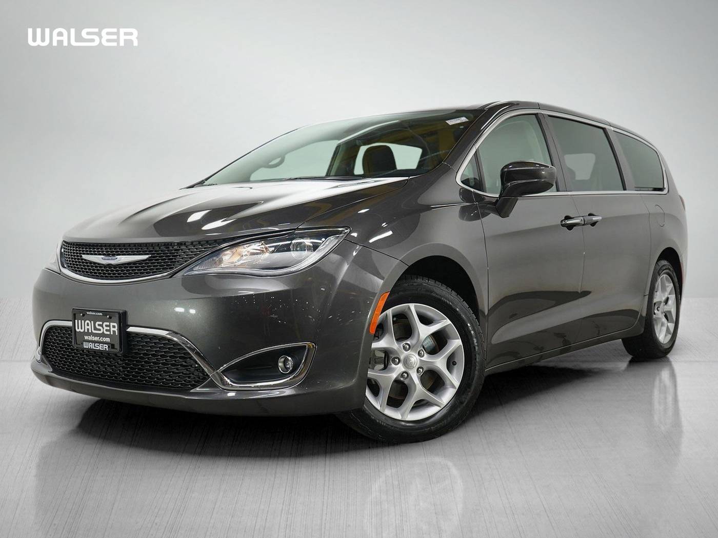 2018 Chrysler Pacifica Touring Plus — Minivan — 41,505 mi — Burnsville, MN