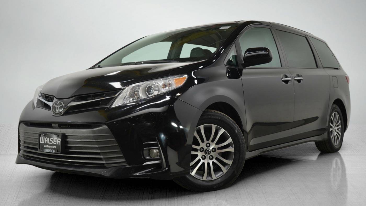 2019 Toyota Sienna XLE Premium — Minivan — 110,497 mi — Burnsville, MN