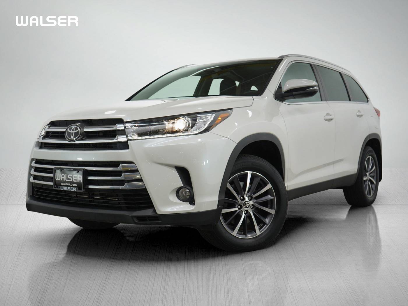 2019 Toyota Highlander XLE — SUV — 54,960 mi — Burnsville, MN