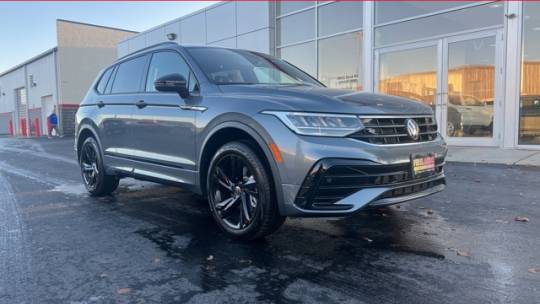 2024 Volkswagen Tiguan SE R-Line Black — SUV — 441 mi — Sandusky, OH
