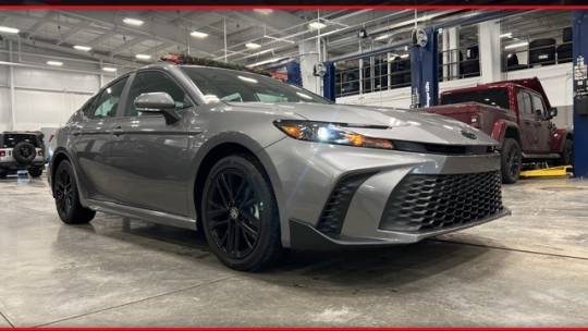 2025 Toyota Camry LE — Sedan — 4,243 mi — Sandusky, OH