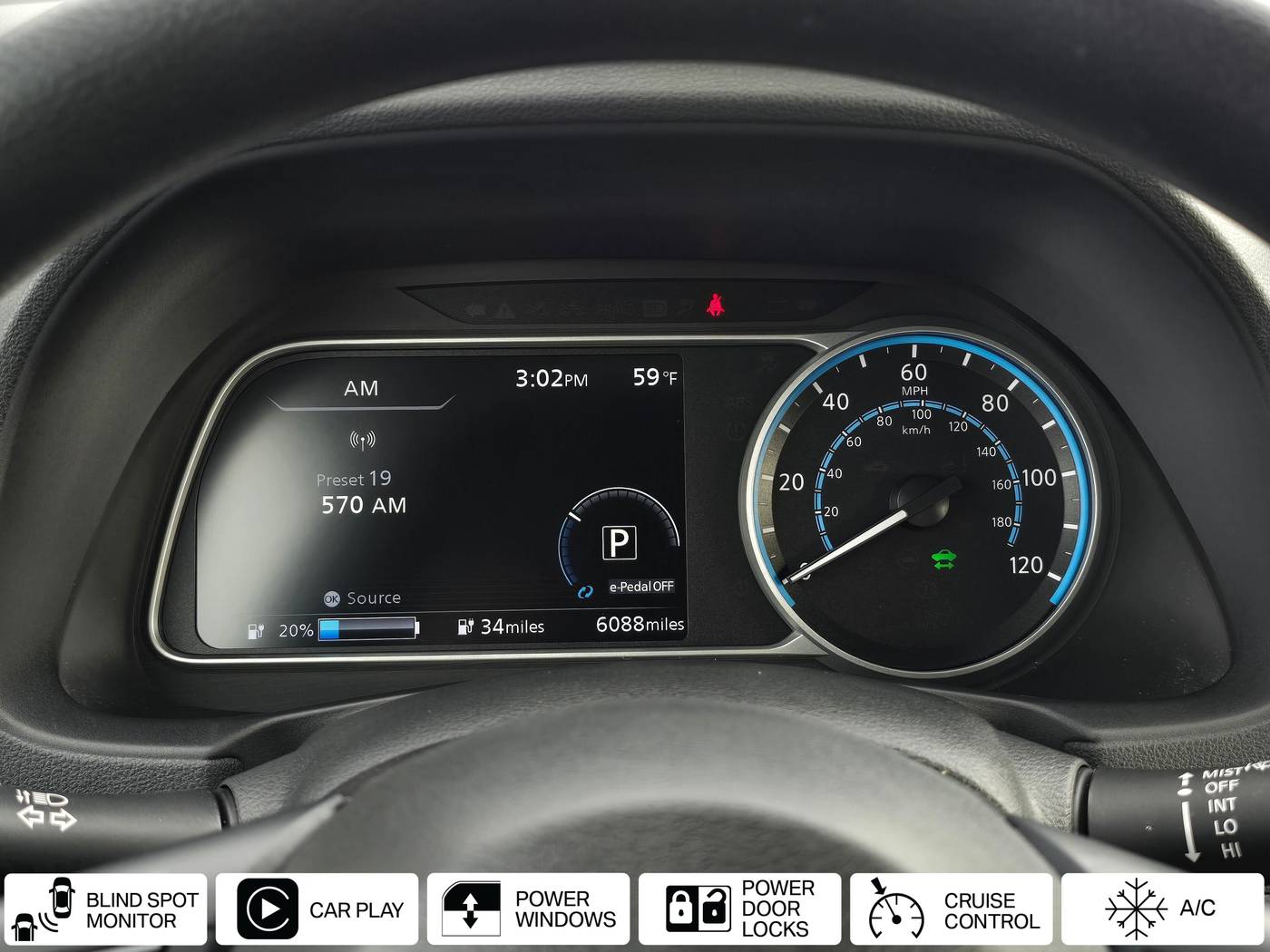 2025 Nissan LEAF S — Hatchback — 12,684 mi — Edmonds, WA
