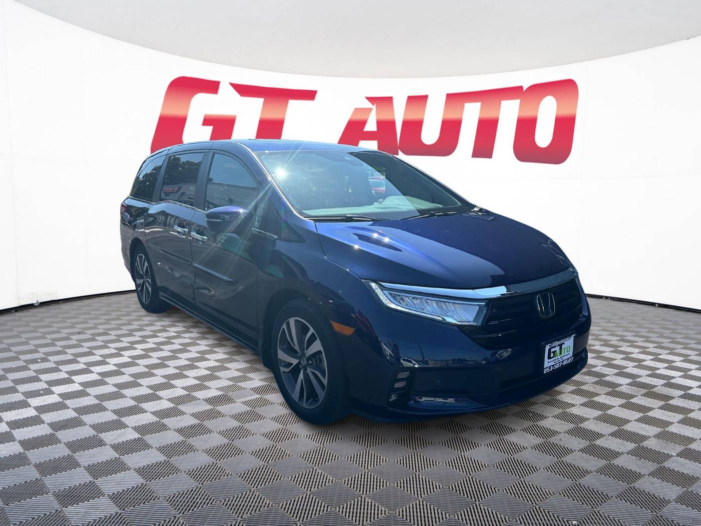 2023 Honda Odyssey Touring — Minivan — 29,033 mi — Tacoma, WA