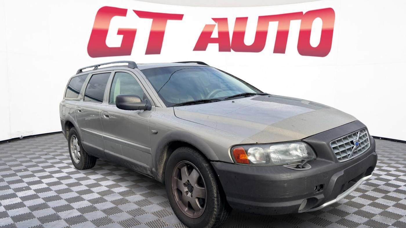 2002 Volvo XC Base