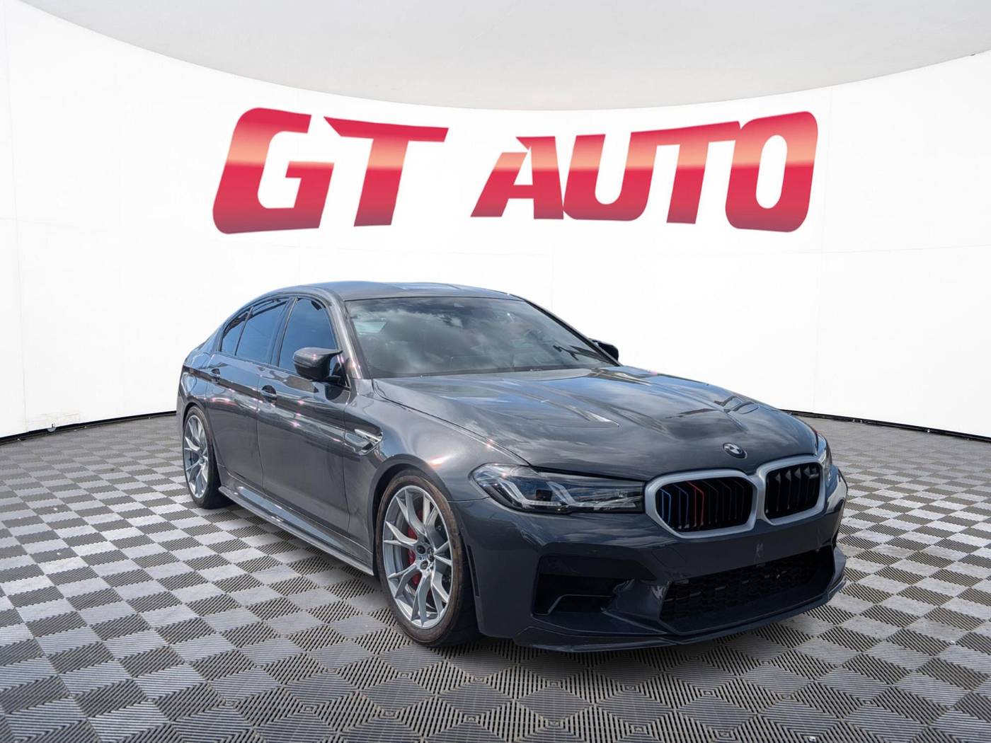2022 BMW M5 CS