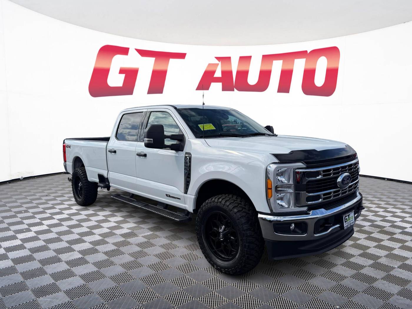 2023 Ford Super Duty F-350 XLT — Pickup Truck — 23,577 mi — Tacoma, WA