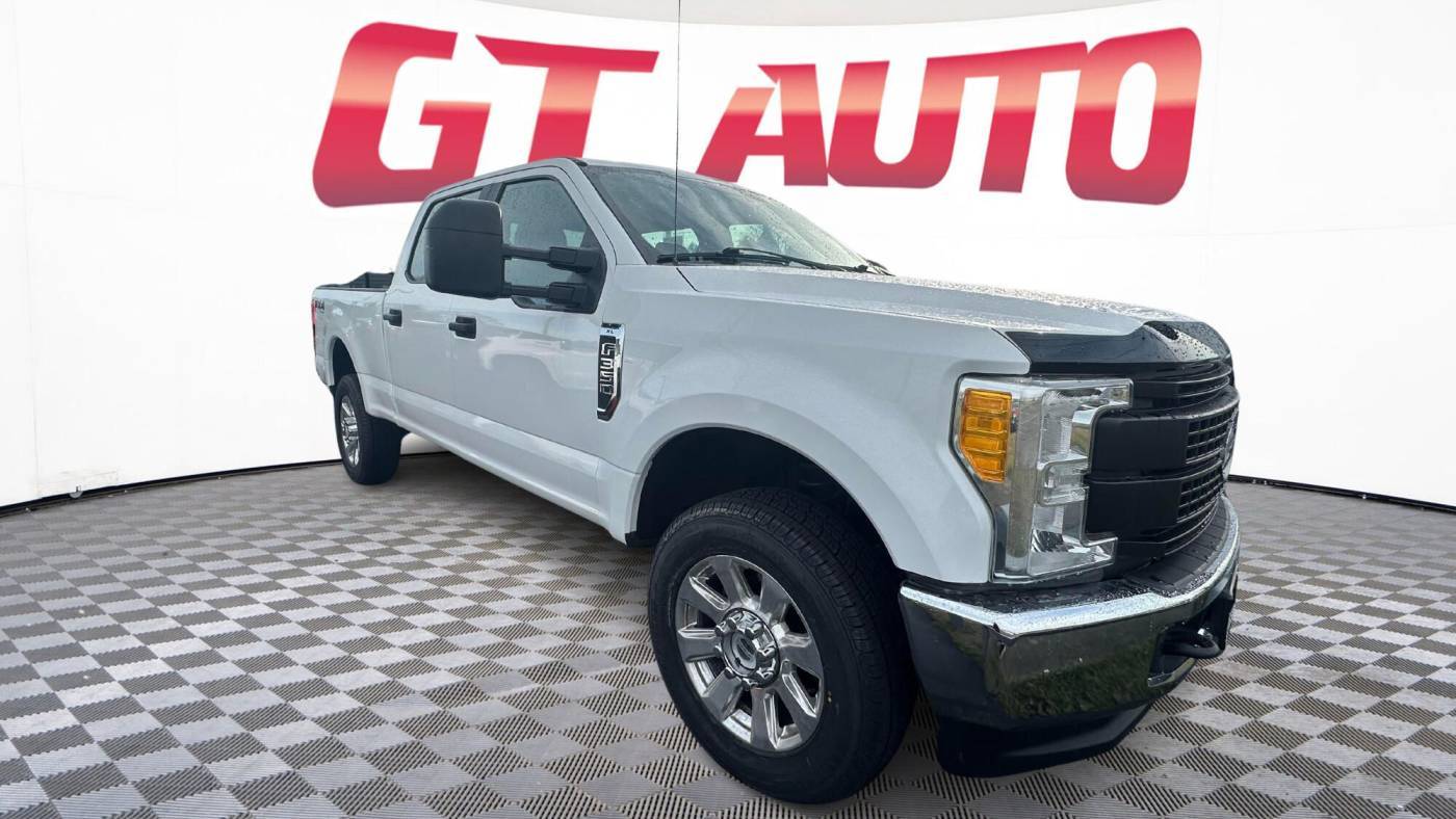 2017 Ford Super Duty F-350 XL — Pickup Truck — 28,620 mi — Tacoma, WA