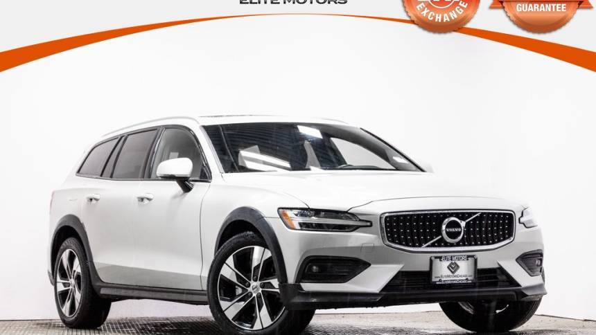 2021 Volvo V60 Cross Country T5 — Wagon — 38,748 mi — Waukegan, IL