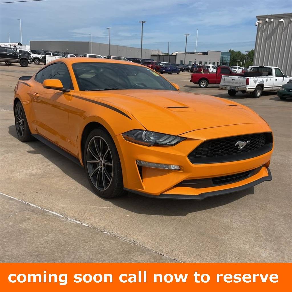 2018 Ford Mustang EcoBoost Premium — Coupe — 65,995 mi — Waukegan, IL