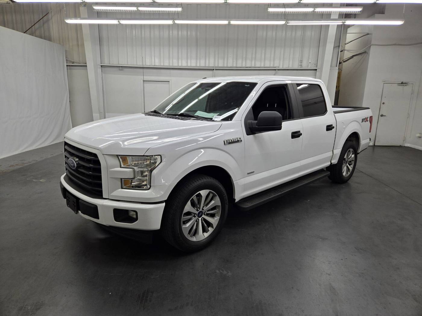 2017 Ford F-150 XL — Pickup Truck — 129,724 mi — Las Vegas, NV