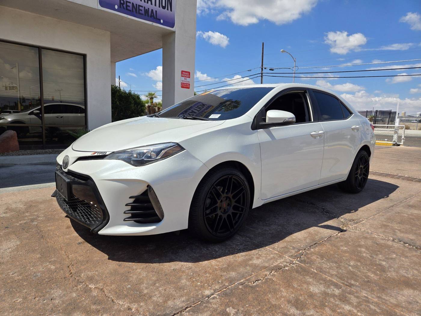 2019 Toyota Corolla SE — Sedan — 73,675 mi — Las Vegas, NV