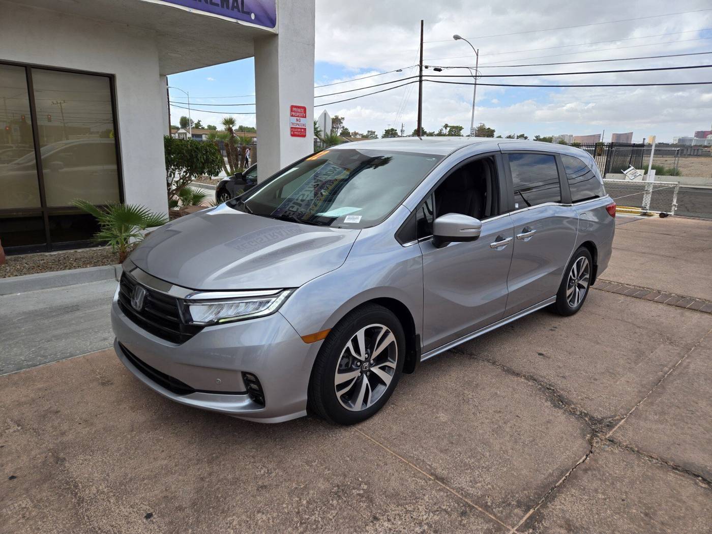 2022 Honda Odyssey Touring — Minivan — 39,658 mi — Las Vegas, NV