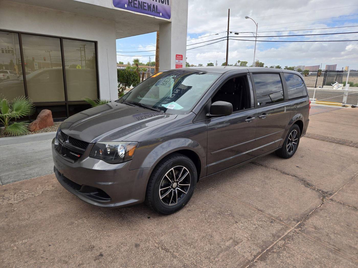 2015 Dodge Grand Caravan SE — Minivan — 98,137 mi — Las Vegas, NV