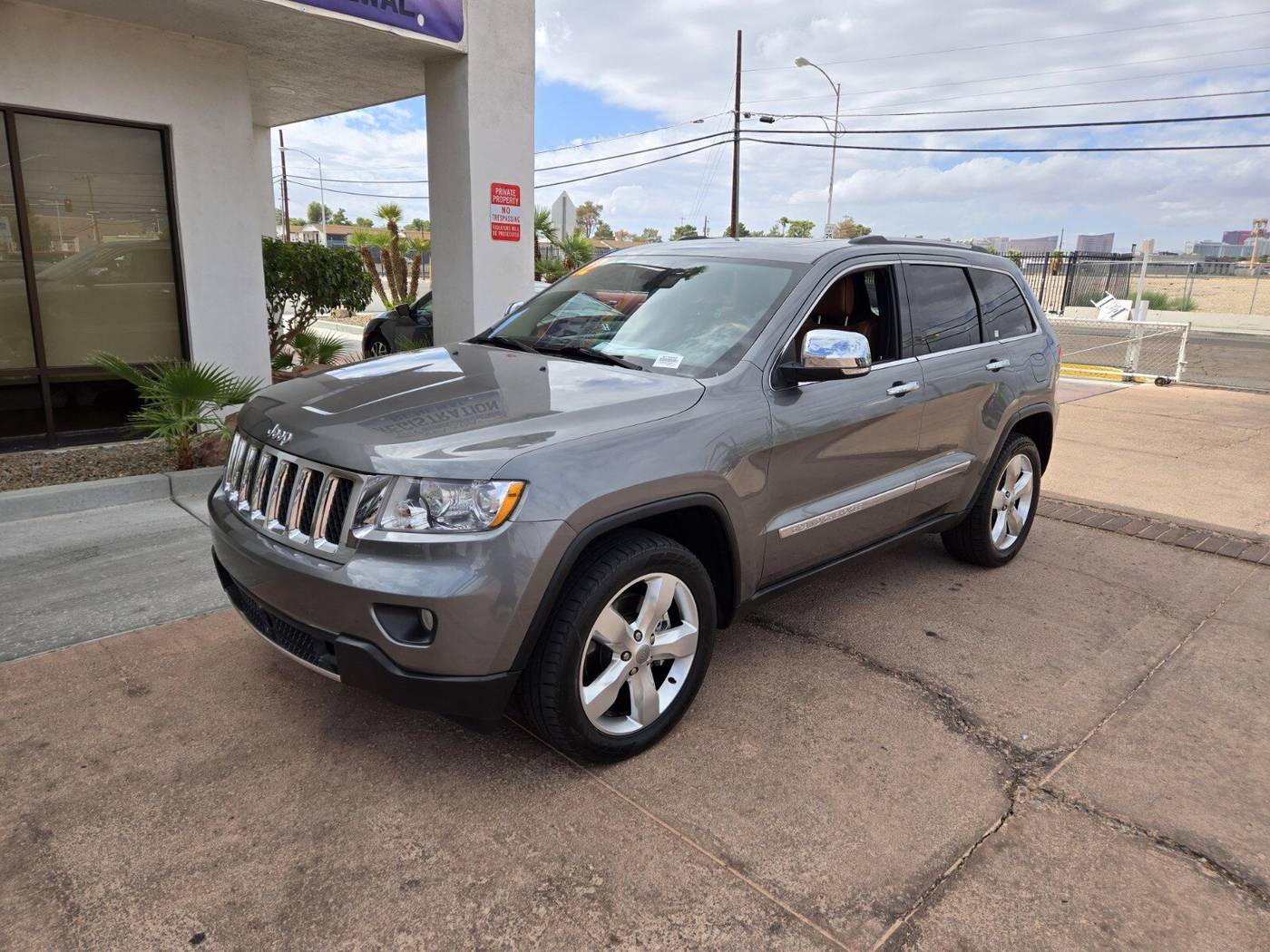 2012 Jeep Grand Cherokee Overland — SUV — 75,554 mi — Las Vegas, NV