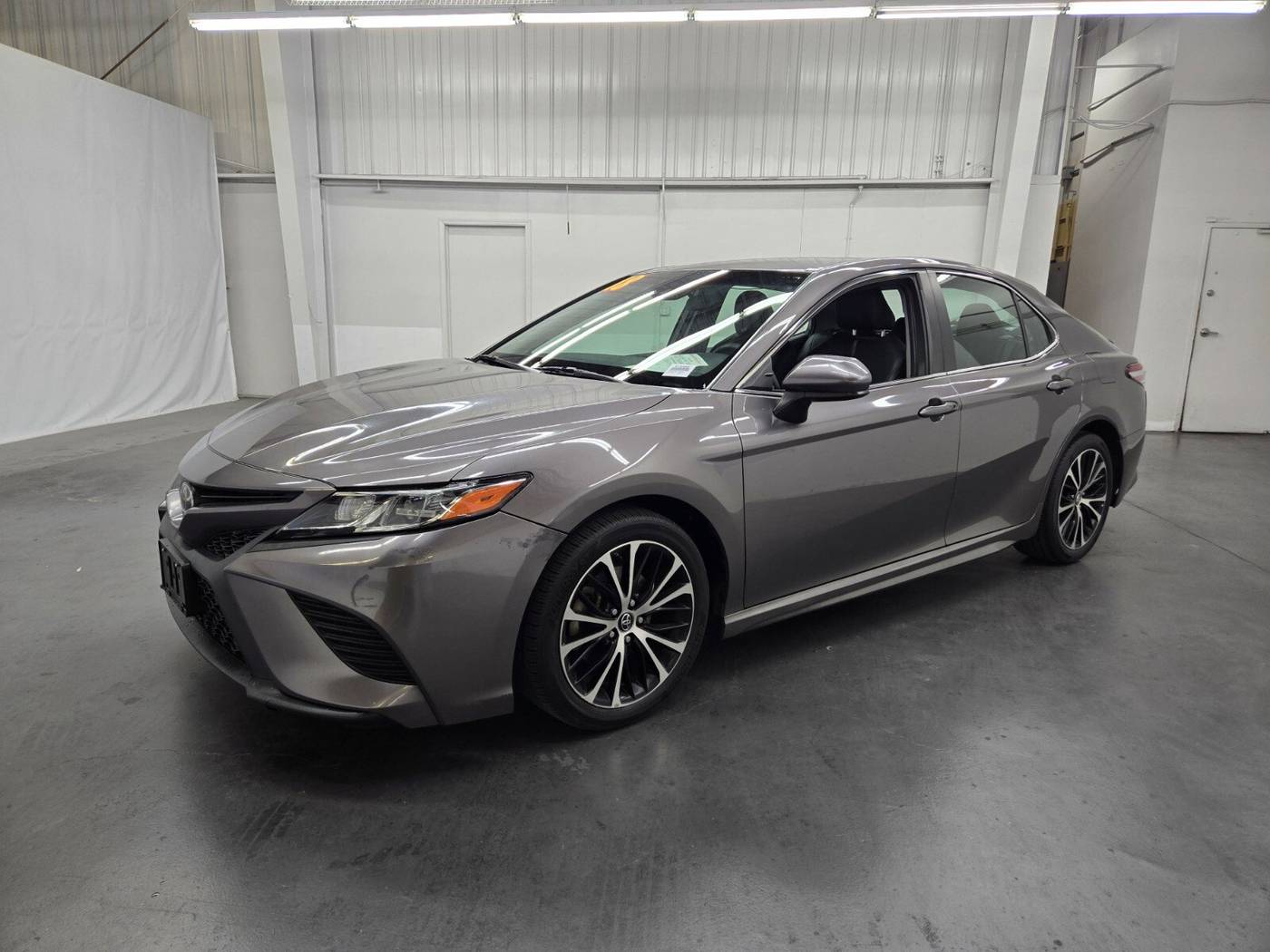 2018 Toyota Camry SE — Sedan — 68,427 mi — Las Vegas, NV