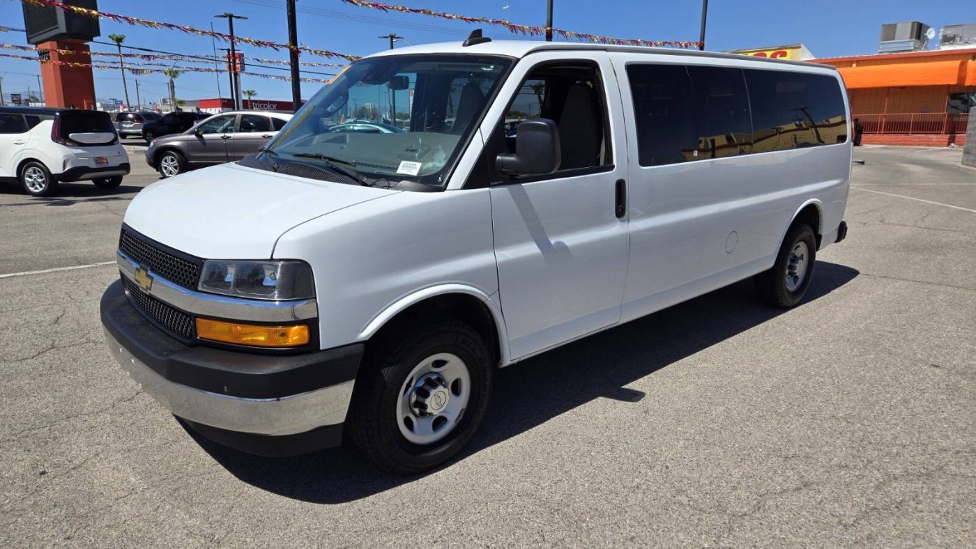 2021 Chevrolet Express Passenger LT — Passenger Van — 80,888 mi — Las Vegas, NV