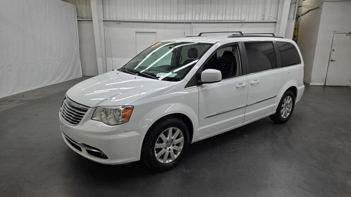 2015 Chrysler Town & Country Touring — Minivan — 86,346 mi — Las Vegas, NV
