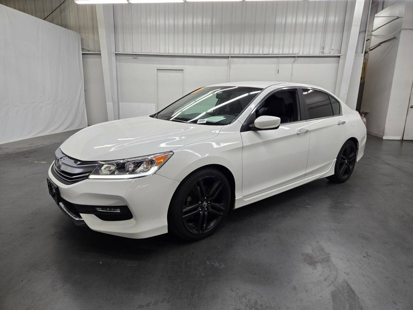 2017 Honda Accord Sport — Sedan — 92,924 mi — Las Vegas, NV