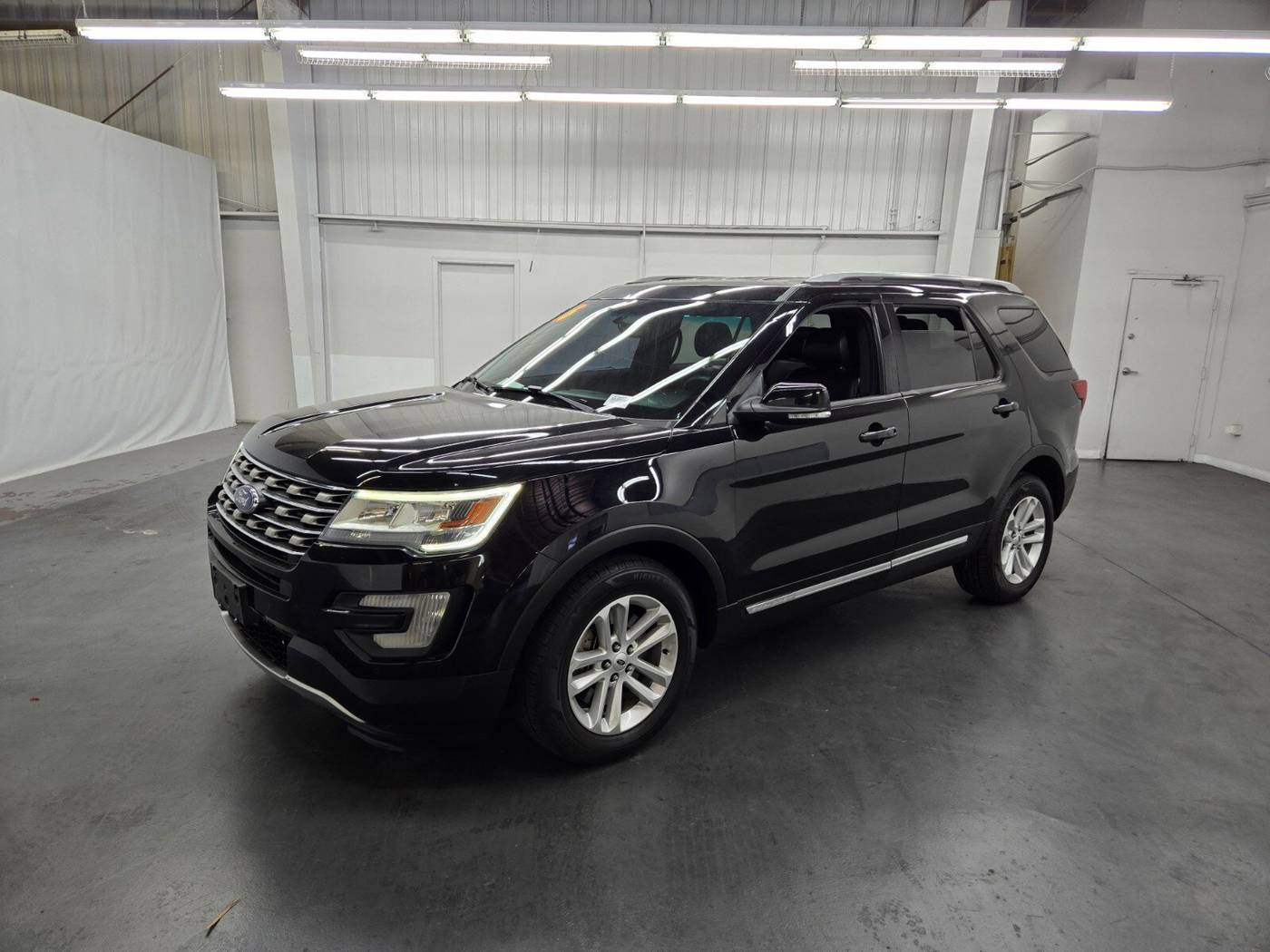 2016 Ford Explorer XLT — SUV — 108,009 mi — Las Vegas, NV