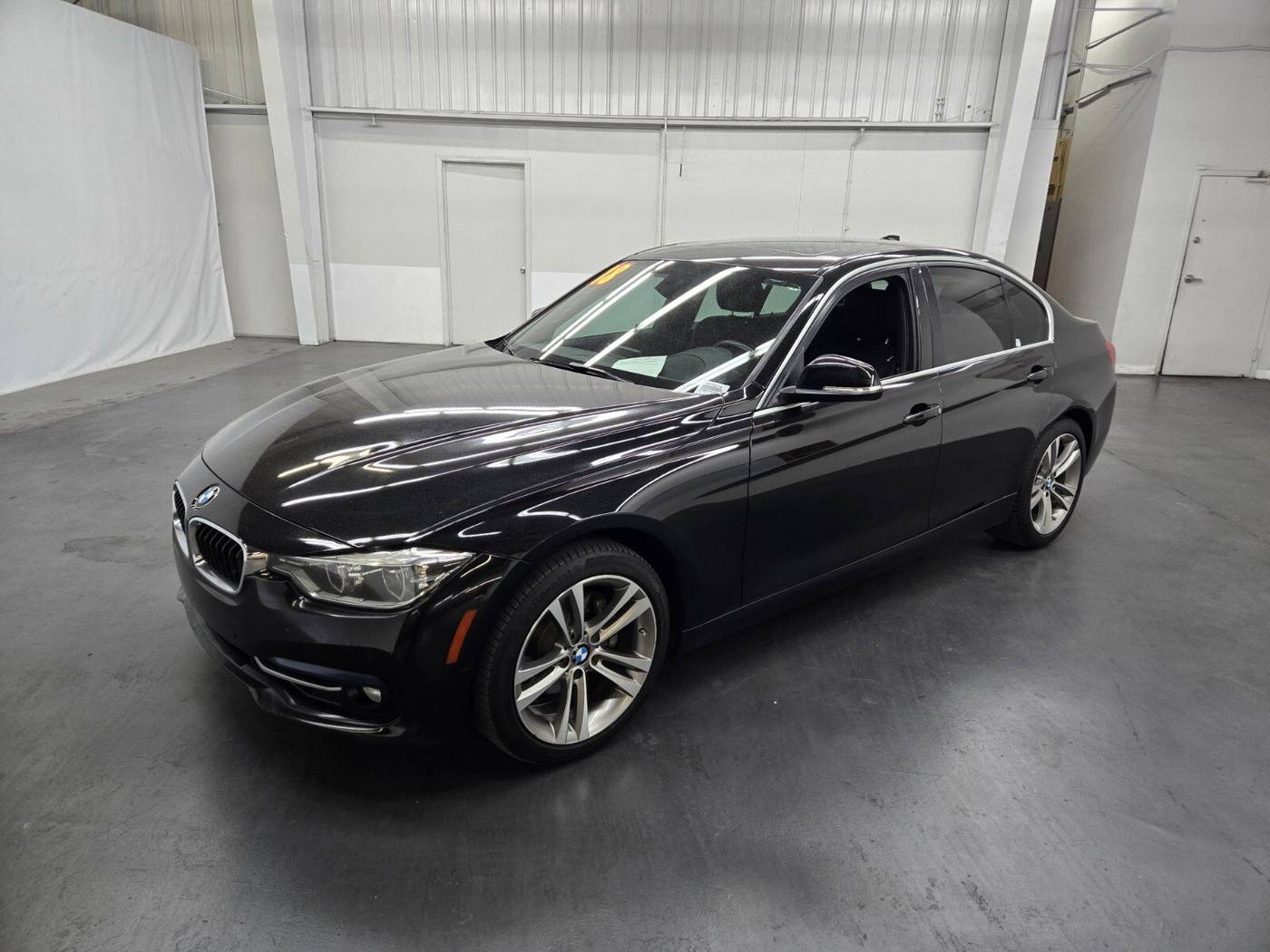2018 BMW 3 Series 330i