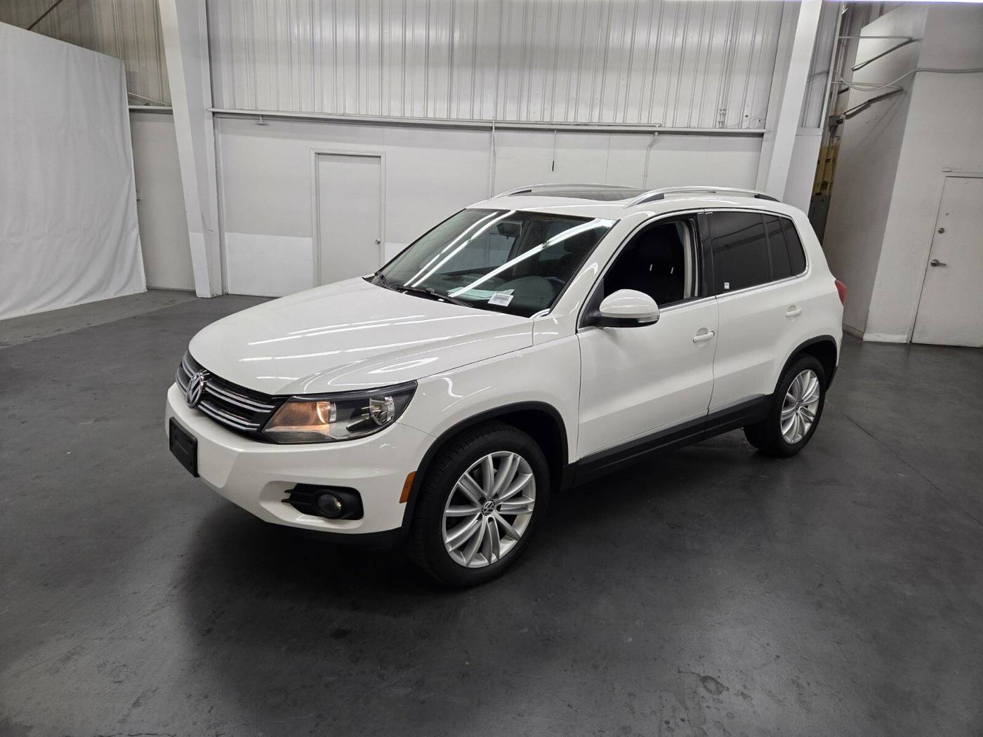 2014 Volkswagen Tiguan SEL — SUV — 92,100 mi — Las Vegas, NV