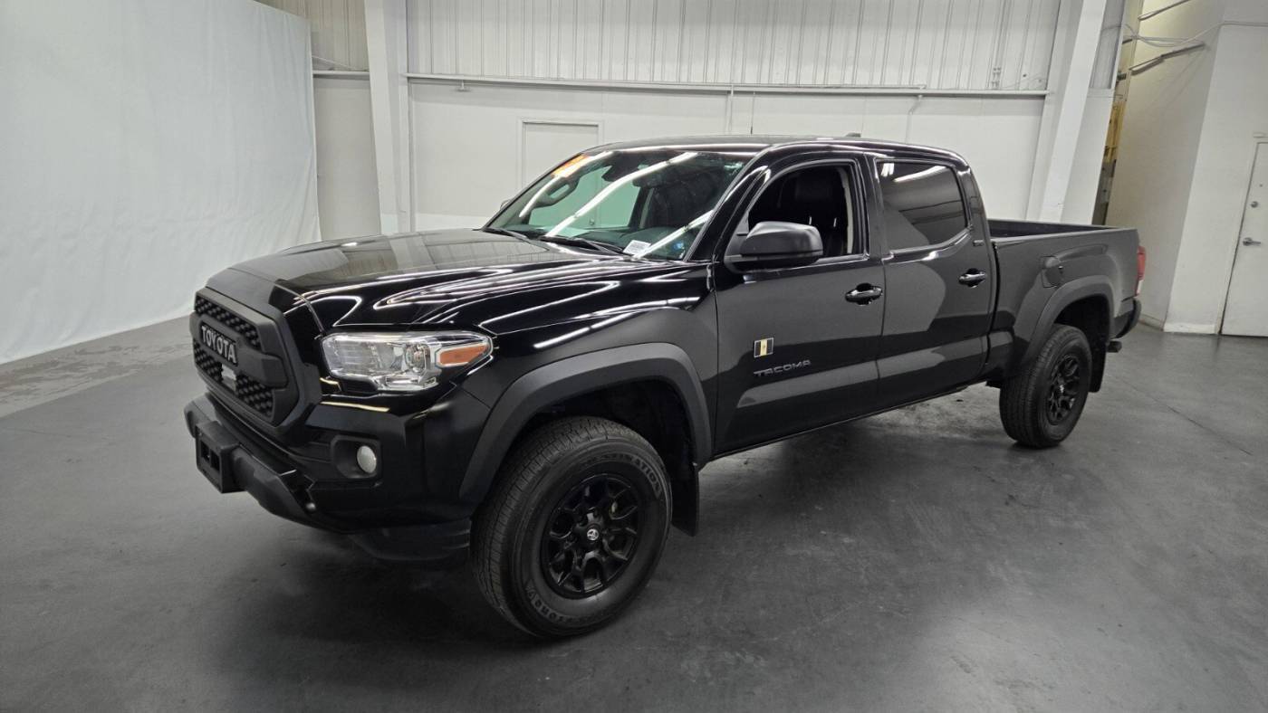 2023 Toyota Tacoma SR5 — Pickup Truck — 19,795 mi — Las Vegas, NV