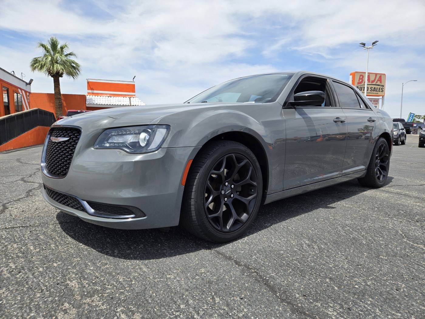 2019 Chrysler 300 Touring — Sedan — 91,536 mi — Las Vegas, NV