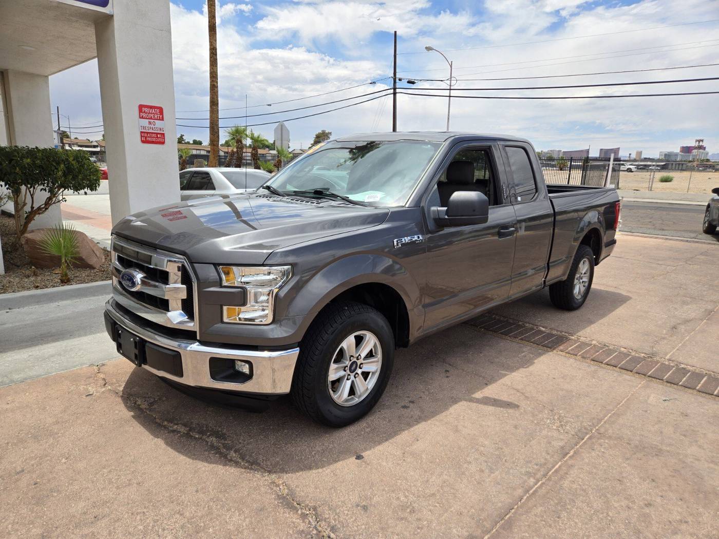 2015 Ford F-150 XLT — Pickup Truck — 58,388 mi — Las Vegas, NV