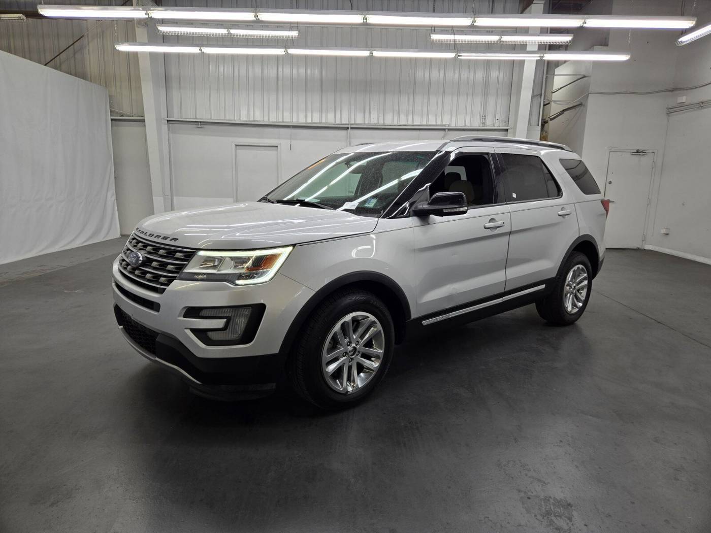 2017 Ford Explorer XLT — SUV — 88,918 mi — Las Vegas, NV