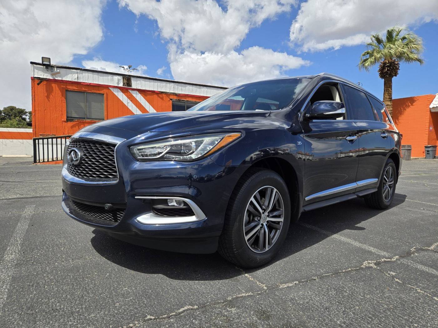 2016 INFINITI QX60 3.5 — SUV — 85,271 mi — Las Vegas, NV
