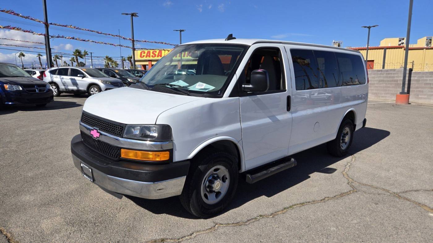 2016 Chevrolet Express Passenger LT — Passenger Van — 98,410 mi — Las Vegas, NV