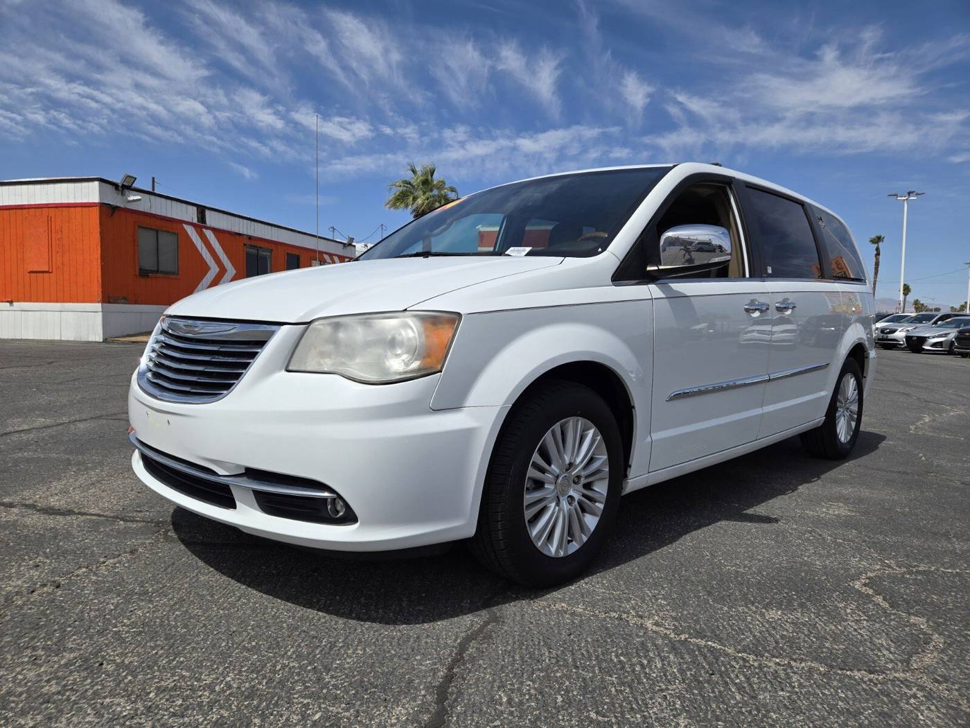 2014 Chrysler Town & Country Limited — Minivan — 100,915 mi — Las Vegas, NV