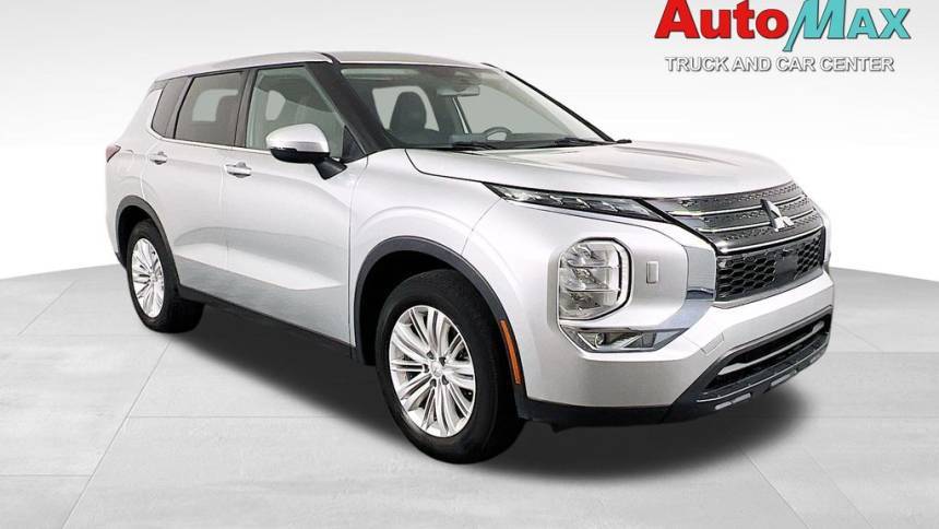 2022 Mitsubishi Outlander ES — SUV — 27,144 mi — Farmington, NM