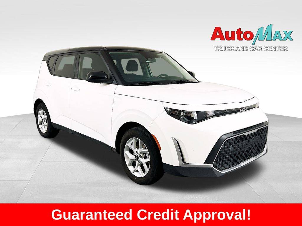 2023 Kia Soul S — Hatchback — 9,854 mi — Farmington, NM